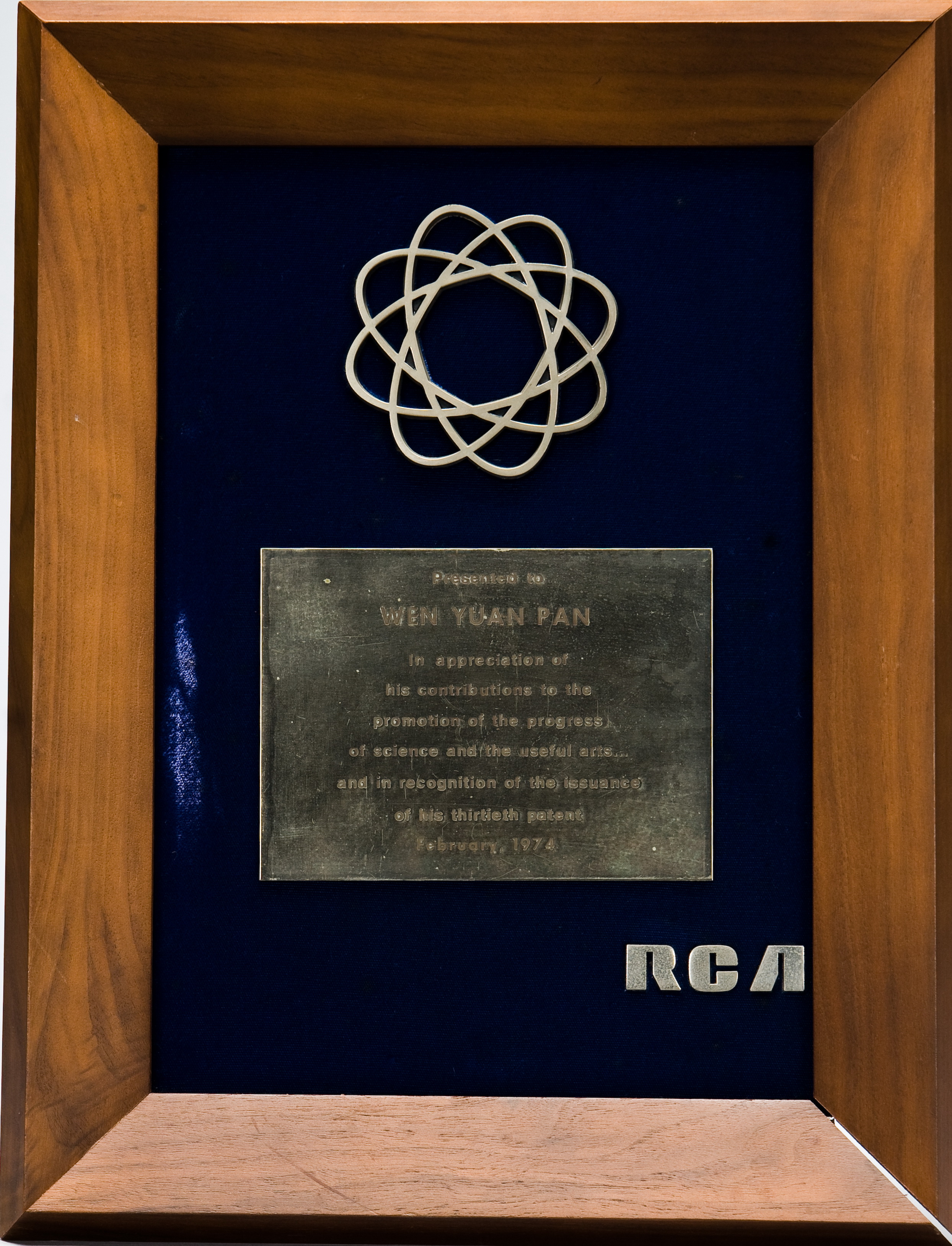 RCA medal to Dr.Pan Wen-Yuan