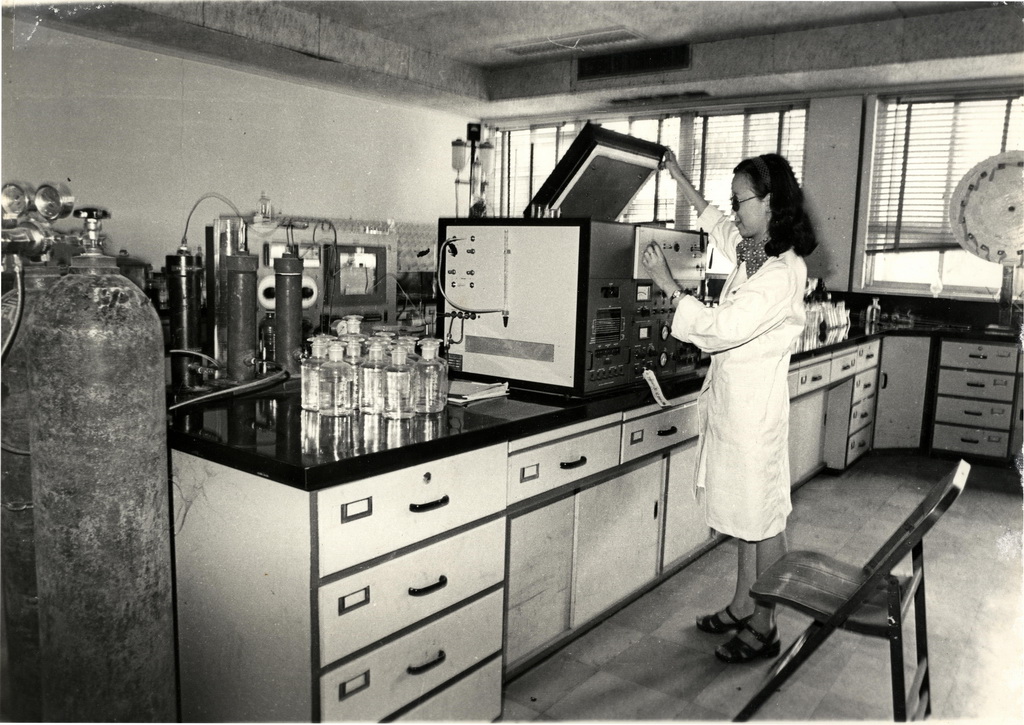 Xinhua Laboratory in 1974